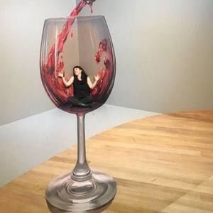 Meet your Posher, Helen